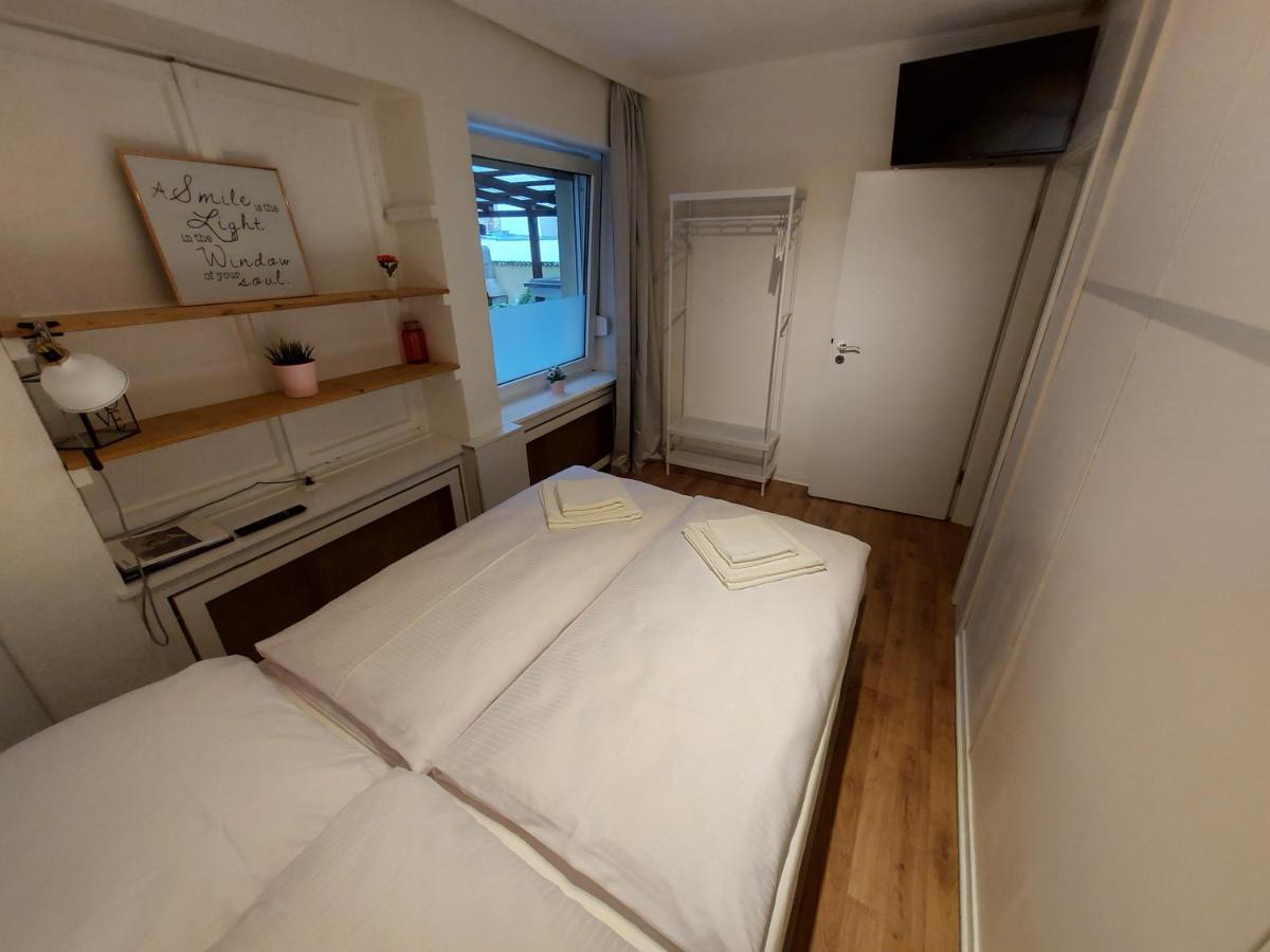 Overnight Apartment Кёльн Экстерьер фото